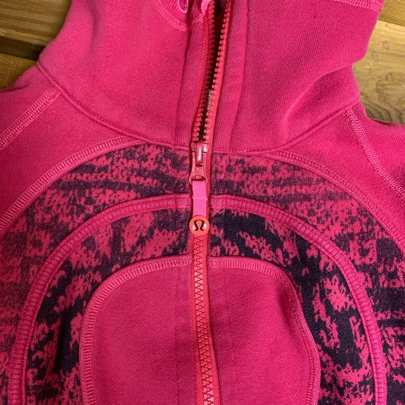 Lululemon Fine Fuchsia and Black Scuba Jacket - Picture 6 of 8